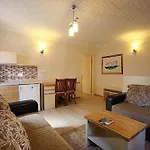 Lejlighedshotel Vira 3*