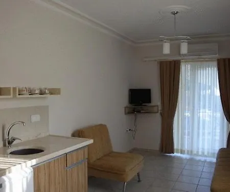Vira Aparthotel