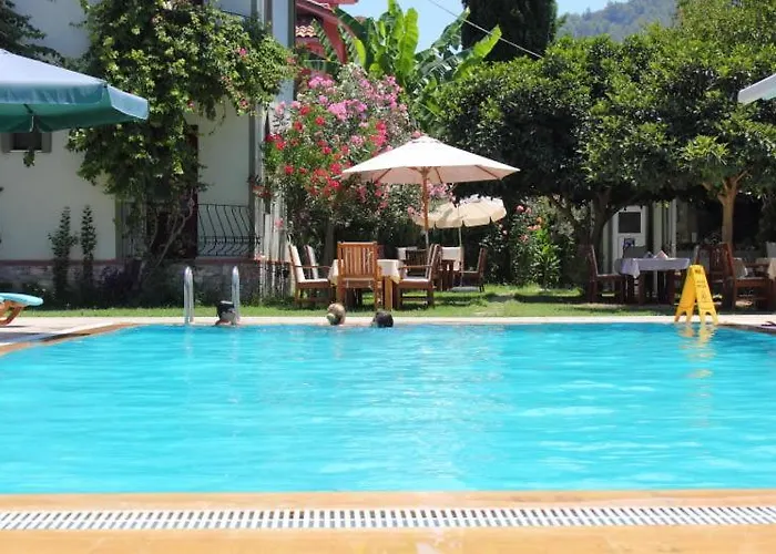 Lägenhetshotell Vira 3*