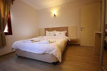 Lägenhetshotell Vira 3*