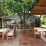Ξενοδοχείο με διαμερίσματα Vira